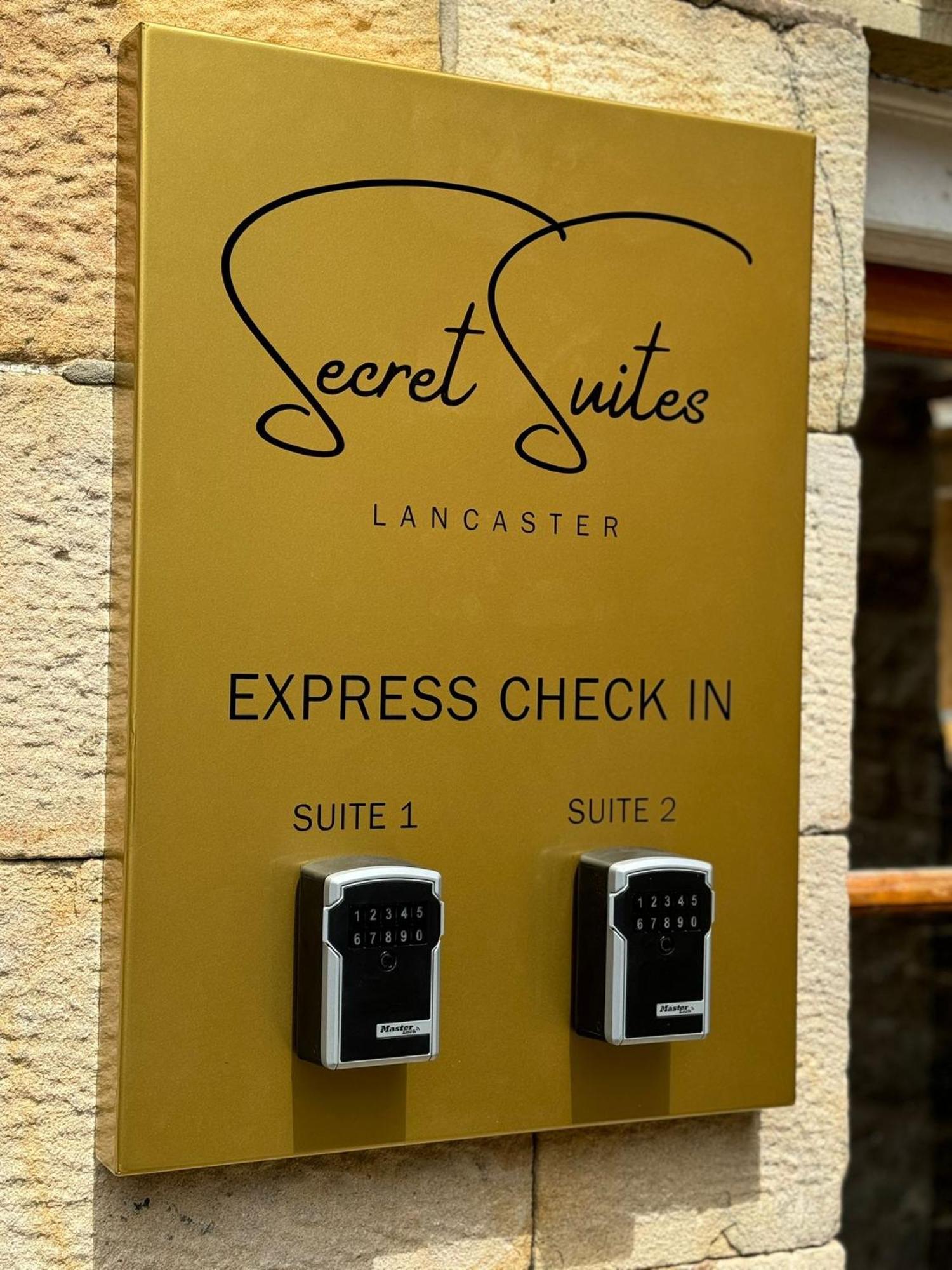 Secret Suites Lancaster Exterior photo